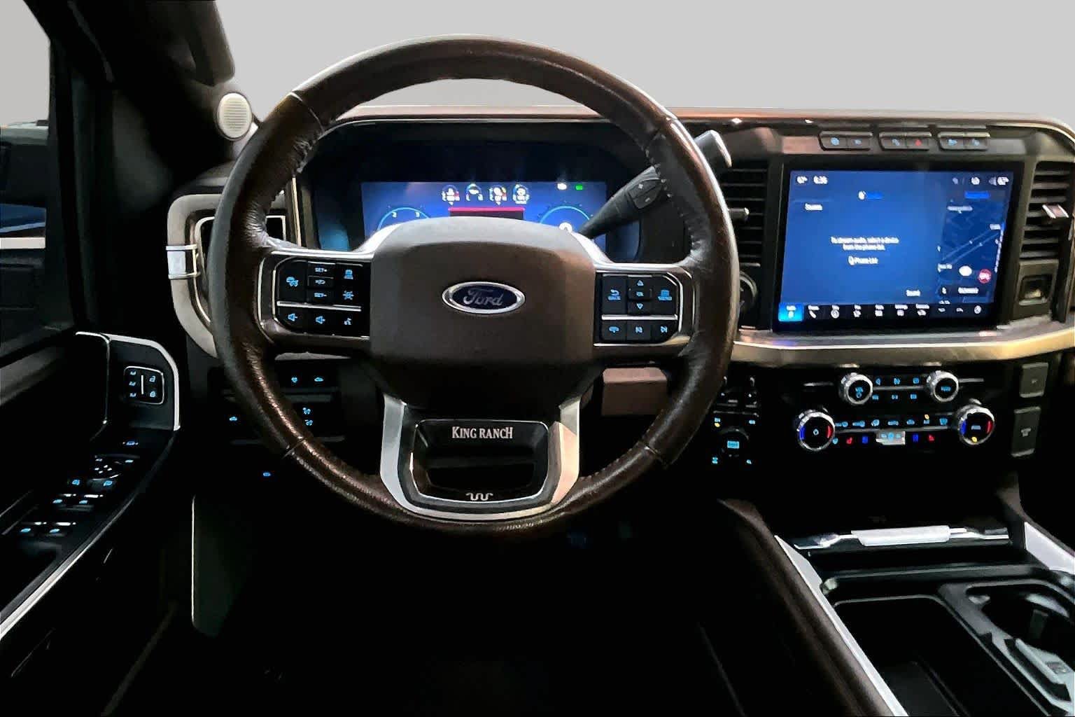 Used 2023 Ford F250 King Ranch w/ FX4 Off-Road Package AWD/4WD image 6