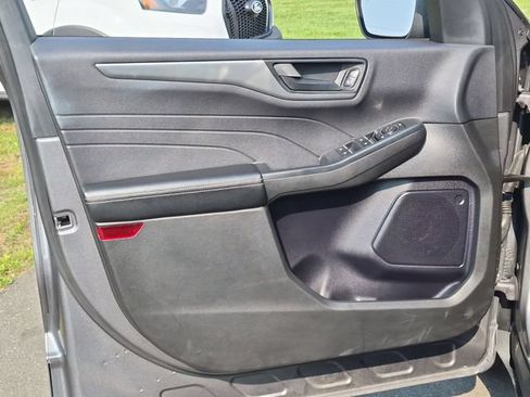 Used 2024 Ford Escape Active AWD/4WD image 19