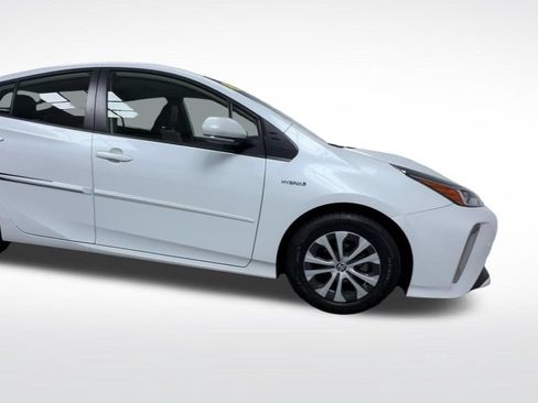 Certified 2022 Toyota Prius XLE w/ Advanced Technology Package AWD/4WD image 10