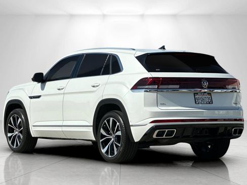 Used 2024 Volkswagen Atlas Cross Sport SEL Premium R-Line image 5