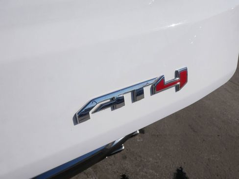 Certified 2025 GMC Yukon XL AT4 w/ AT4 Premium Package image 9