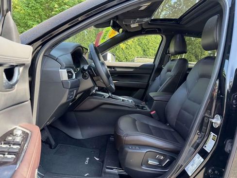 Used 2023 MAZDA CX-5 Signature AWD/4WD image 9