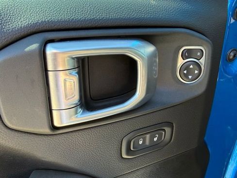 New 2025 Jeep Wrangler Unlimited Rubicon w/ Steel Bumper Group image 13