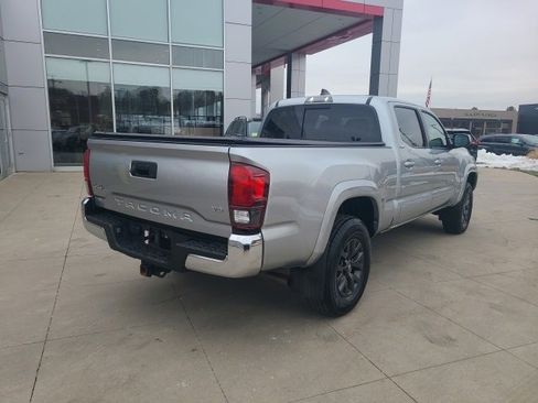 Used 2022 Toyota Tacoma SR5 image 8
