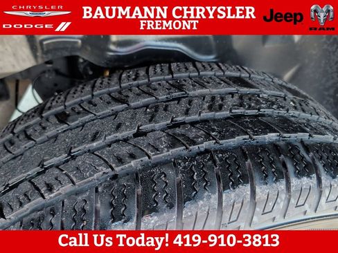 Used 2025 RAM 1500 Big Horn AWD/4WD image 16