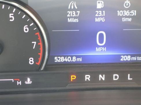 Certified 2022 Ford Explorer XLT AWD/4WD image 32