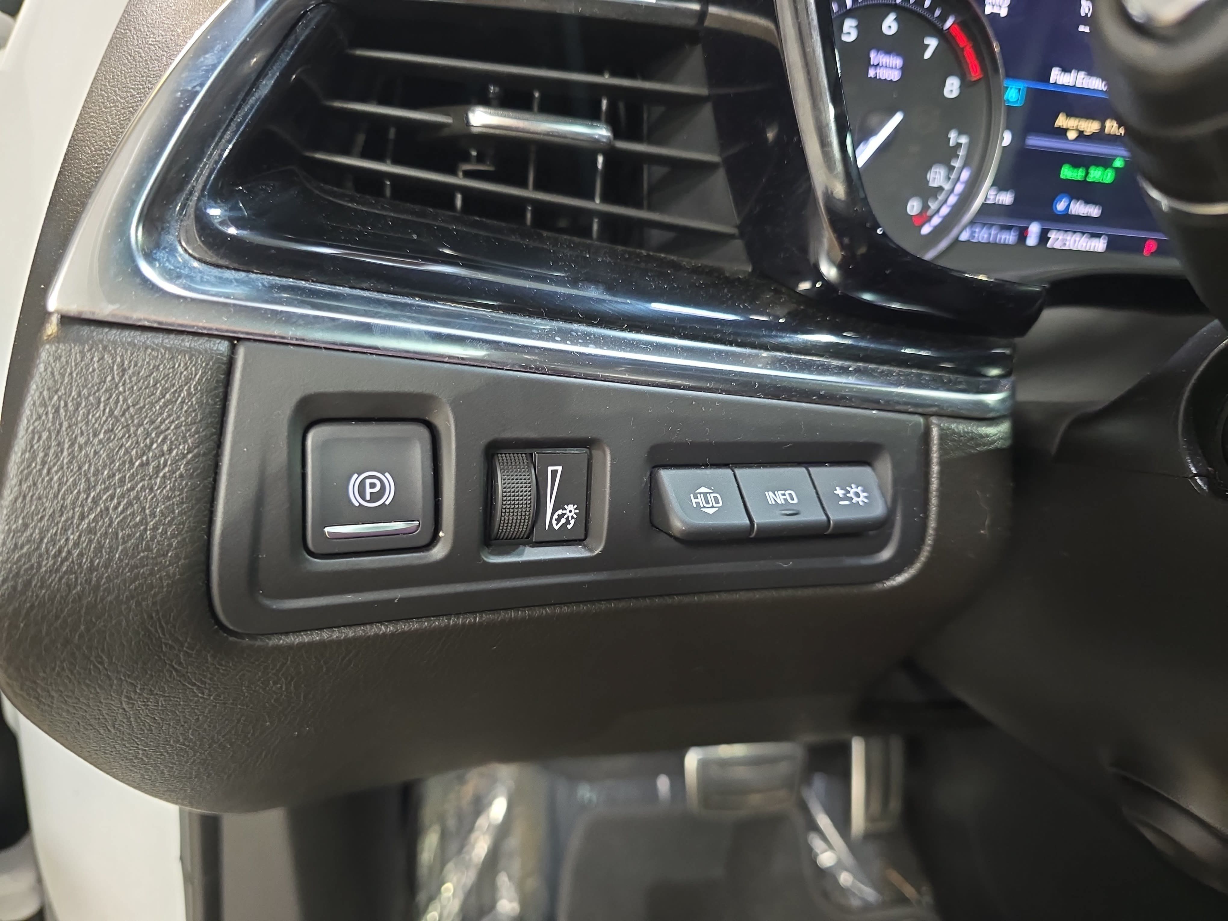 Used 2021 Cadillac XT6 Sport AWD/4WD image 23
