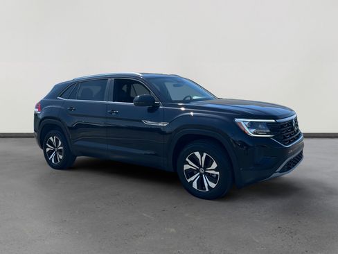 Used 2026 Volkswagen Atlas Cross Sport SE image 7