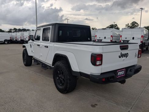 Used 2022 Jeep Gladiator Sport AWD/4WD image 8