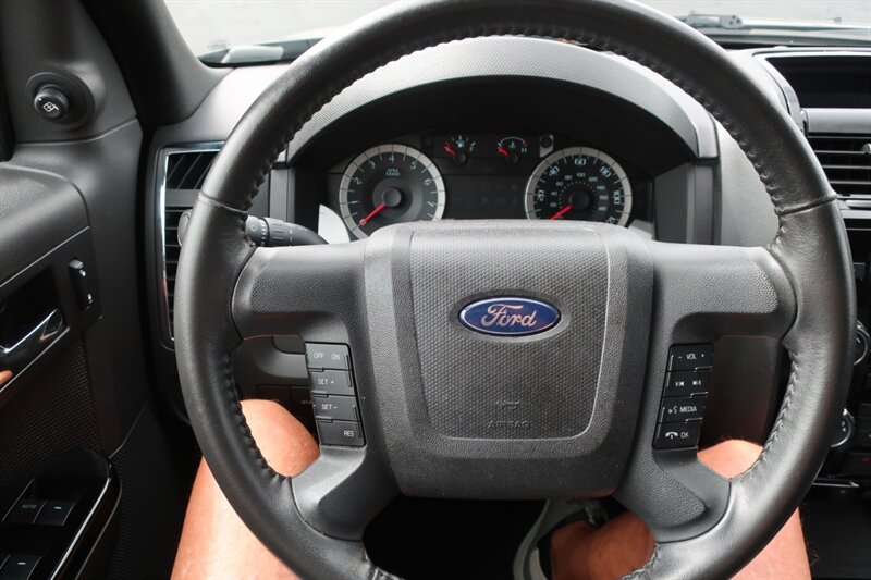 Used 2010 Ford Escape Limited FWD image 18