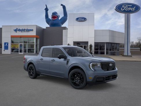 New 2025 Ford Maverick Lariat w/ Black Appearance Package AWD/4WD image 7