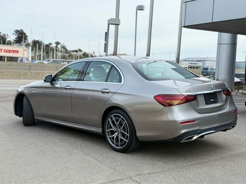 Used 2022 Mercedes-Benz E 350 Sedan image 5