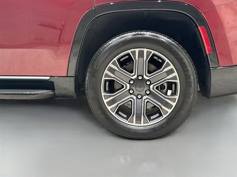 Used 2022 Jeep Wagoneer Series III w/ Flexible Seating Group image 33