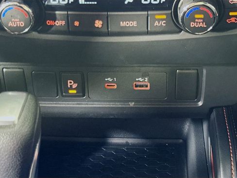 Used 2025 Nissan Frontier PRO-4X AWD/4WD image 29