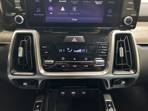 Certified 2022 Kia Sorento S image 21