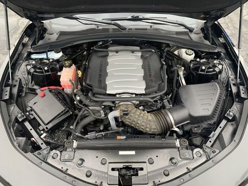 Certified 2018 Chevrolet Camaro SS image 30