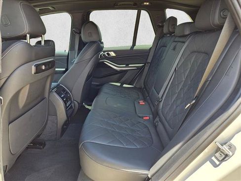 Used 2025 BMW X5 sDrive40i w/ M Sport Package RWD image 16