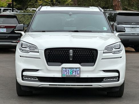 Used 2023 Lincoln Aviator Reserve w/ Equipment Group 201A RWD image 9