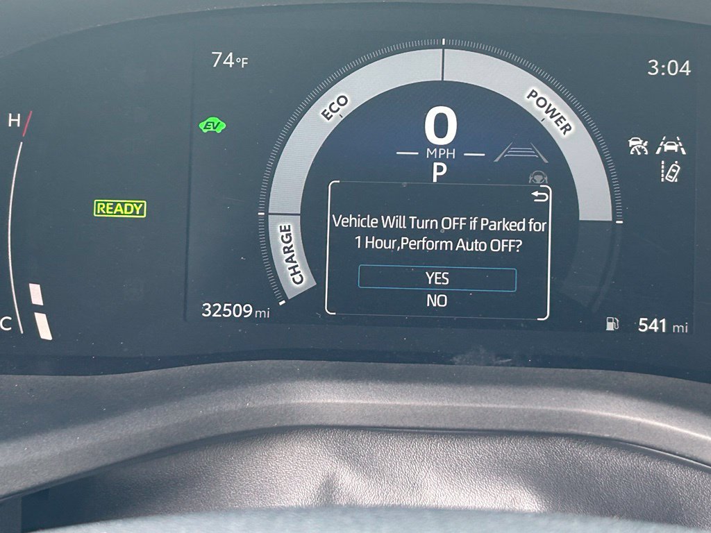 Used 2025 Toyota Camry LE FWD image 17