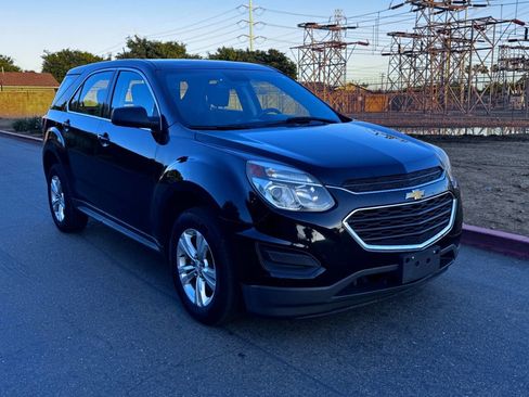 Used 2016 Chevrolet Equinox LS image 3