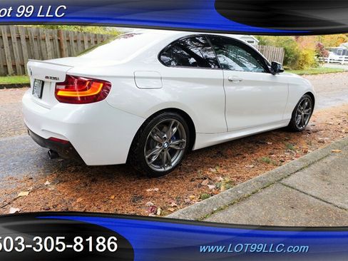 Used 2015 BMW M235i xDrive Coupe w/ Technology Package AWD/4WD image 9