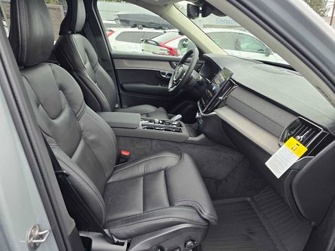 New 2026 Volvo XC90 B6 Ultra w/ Protection Package AWD/4WD image 11