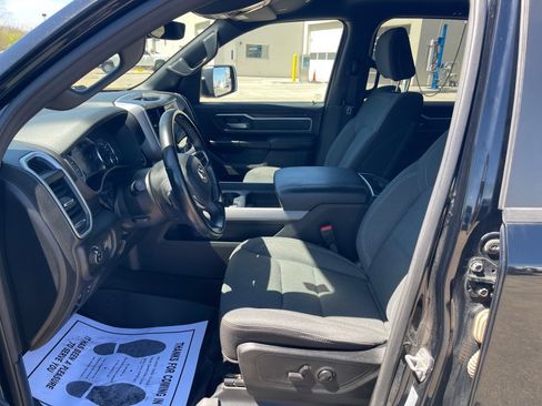 Used 2022 RAM 1500 Big Horn AWD/4WD image 9