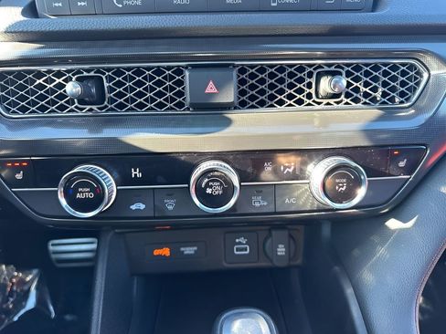 Used 2023 Acura Integra A-Spec image 19