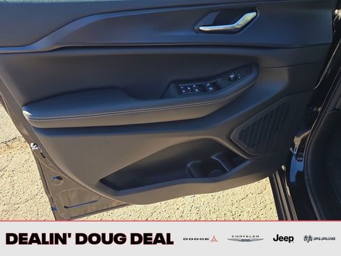 New 2026 Jeep Grand Cherokee Laredo X AWD/4WD image 10