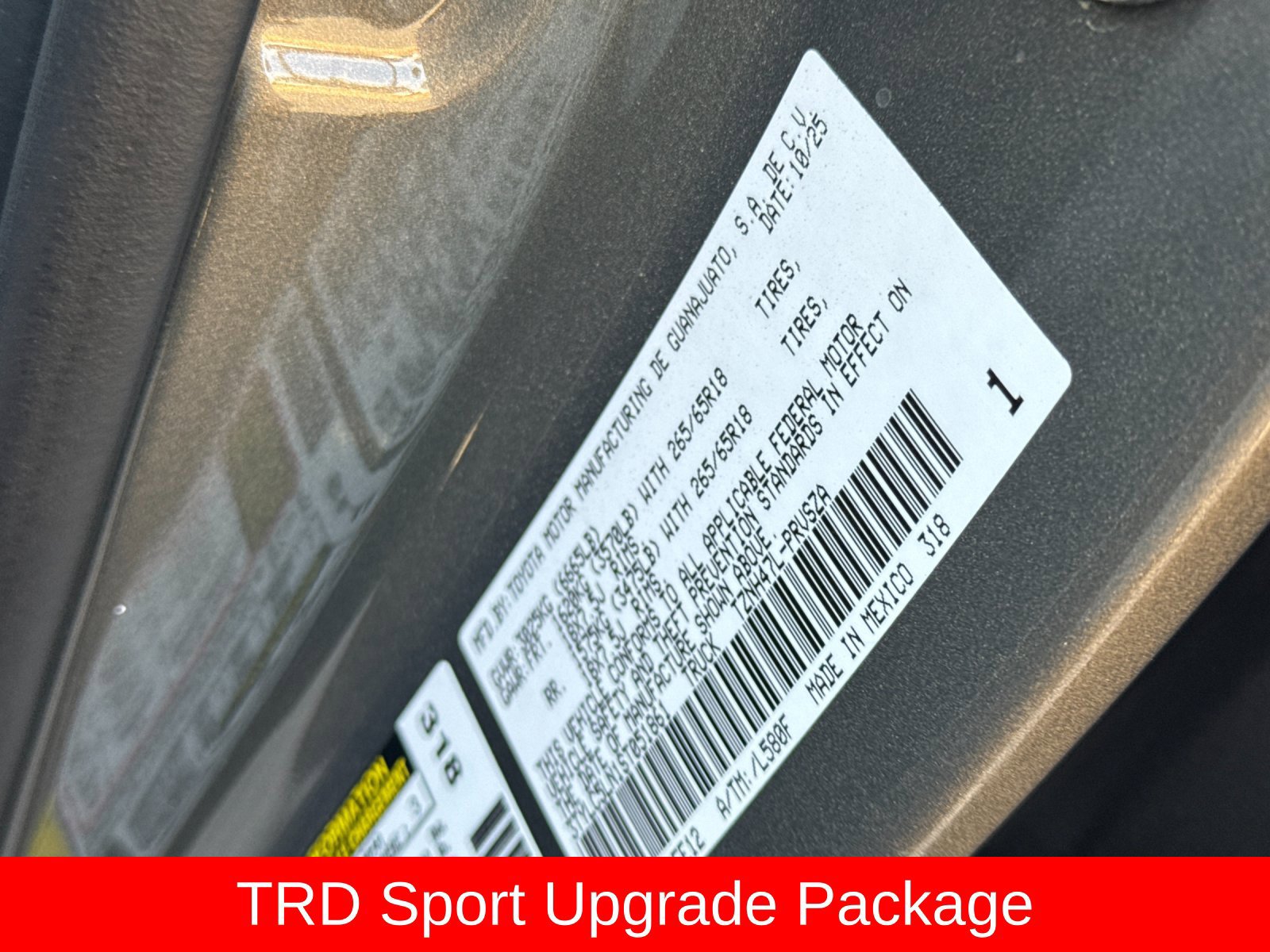 Used 2025 Toyota Tacoma TRD Sport w/ TRD Sport Upgrade Package AWD/4WD image 28