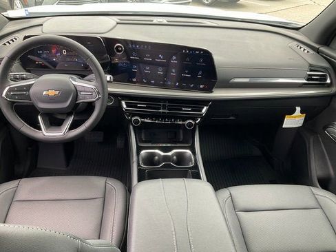New 2026 Chevrolet Traverse LT w/ Driver Confidence Package image 12