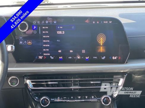 Used 2024 Chevrolet Traverse LT w/ Midnight/Sport Edition FWD image 22