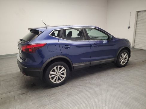 Used 2018 Nissan Rogue Sport S w/ S Appearance Package FWD image 10