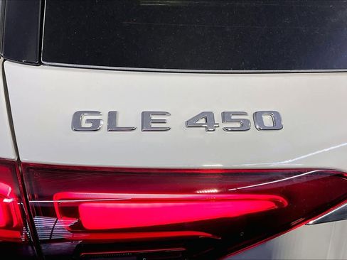 New 2026 Mercedes-Benz GLE 450 4MATIC image 6