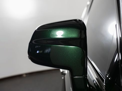 Used 2023 Rolls-Royce Cullinan w/ Cullinan Package AWD/4WD image 23