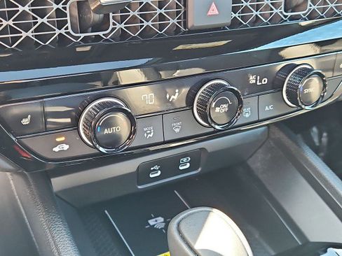 Used 2025 Honda Accord Sport image 17