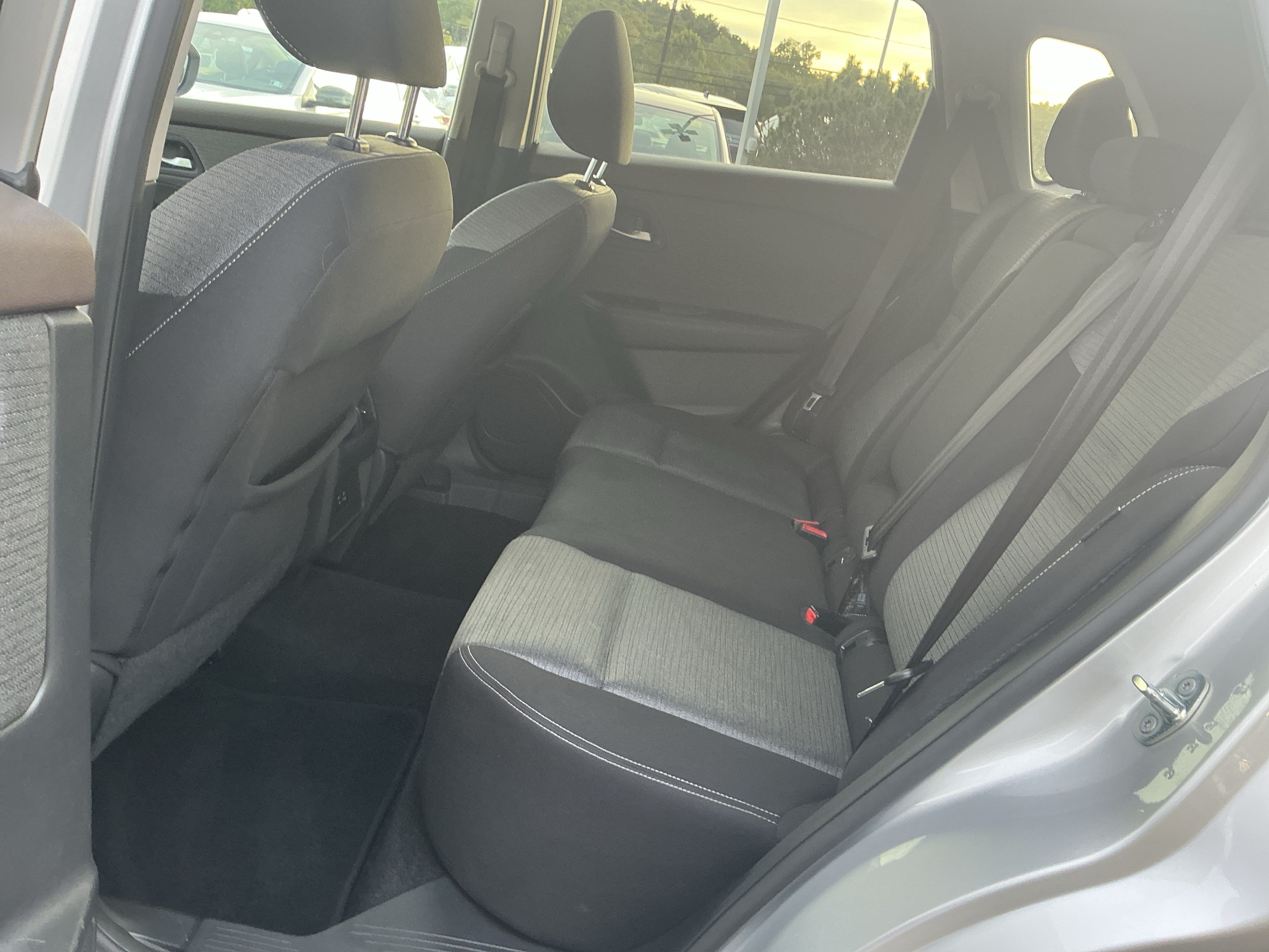 Used 2021 Nissan Rogue SV AWD/4WD image 14