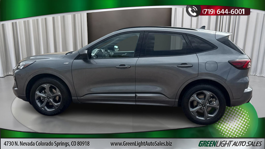 Used 2024 Ford Escape ST-Line AWD/4WD image 2