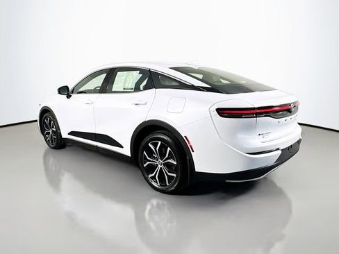 Certified 2026 Toyota Crown XLE image 6