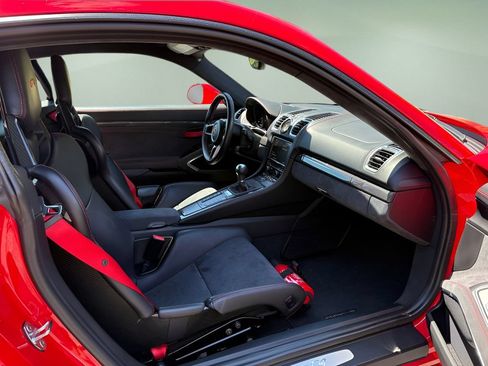 Used 2016 Porsche Cayman GT4 RWD image 14