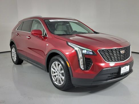 Used 2023 Cadillac XT4 Luxury w/ Driver Awareness Package FWD image 1