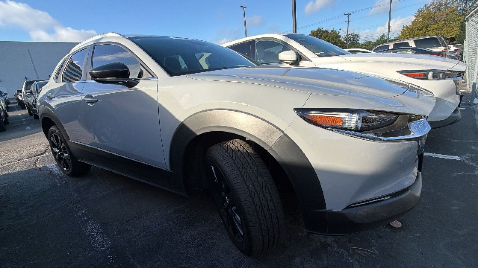 Used 2025 MAZDA CX-30 AWD 2.5 S w/ Select Sport Pkg image 2