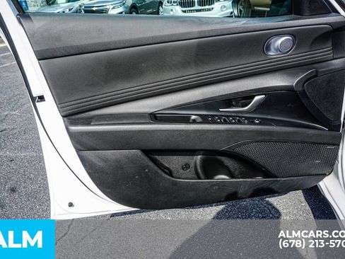 Used 2024 Hyundai Elantra Limited FWD image 47