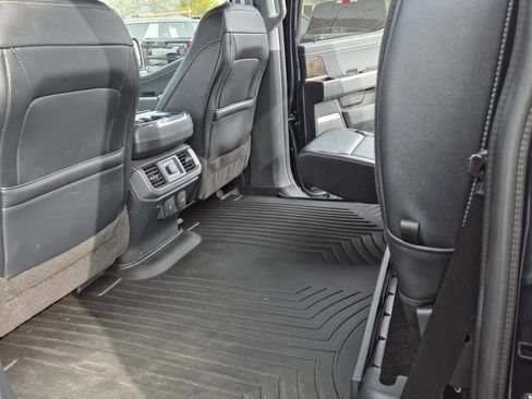 Used 2022 Ford F150 Lariat image 34