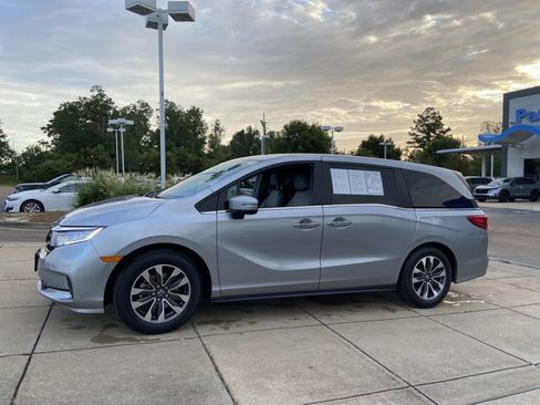 Used 2021 Honda Odyssey EX-L image 6