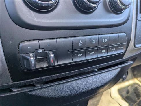 Used 2015 RAM 5500 Tradesman w/ Power & Remote Entry Group image 16