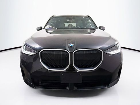 Used 2025 BMW X3 xDrive30i AWD/4WD image 2