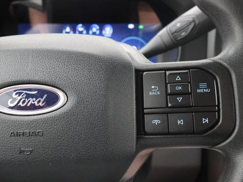 Used 2025 Ford F350 XLT w/ Black Appearance Package AWD/4WD image 14