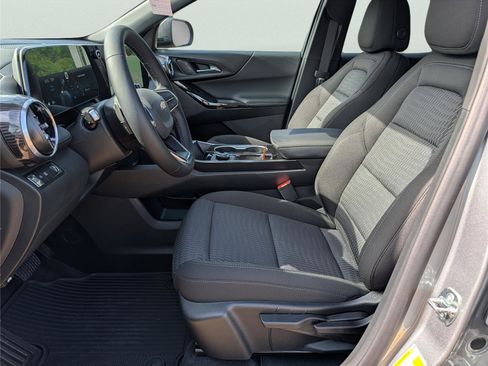 New 2026 Chevrolet Equinox LT FWD image 35