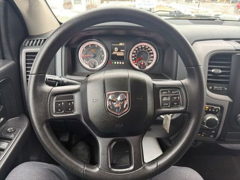 Used 2016 RAM 1500 Express image 18